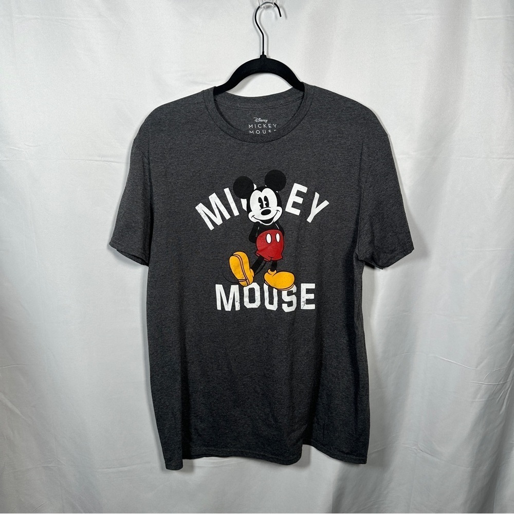 Disney Mickey Mouse Classic Pose Gray Tee Relaxed Fit Graphic Shirt L